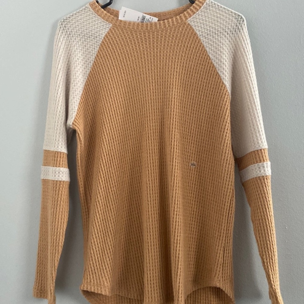 NEW American Eagle long sleeve